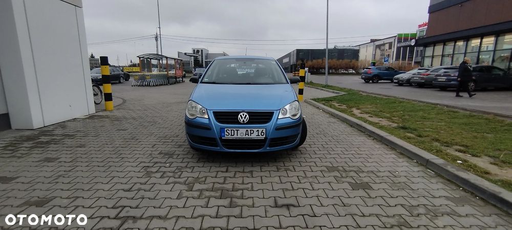 Volkswagen Polo - 2