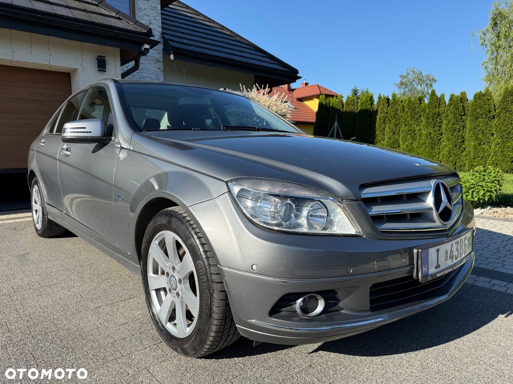 Mercedes-Benz Klasa C 180 CGI Automatik BlueEFFICIENCY Elegance - 7