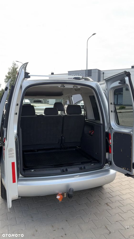 Volkswagen Caddy - 28