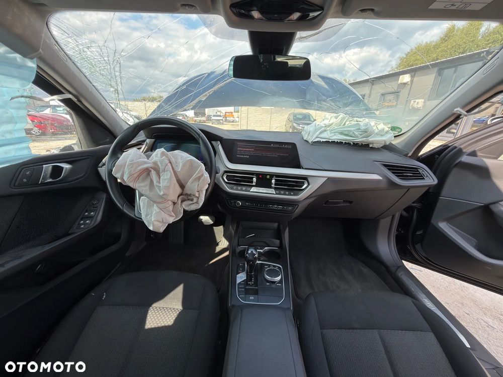 BMW Seria 1 - 12