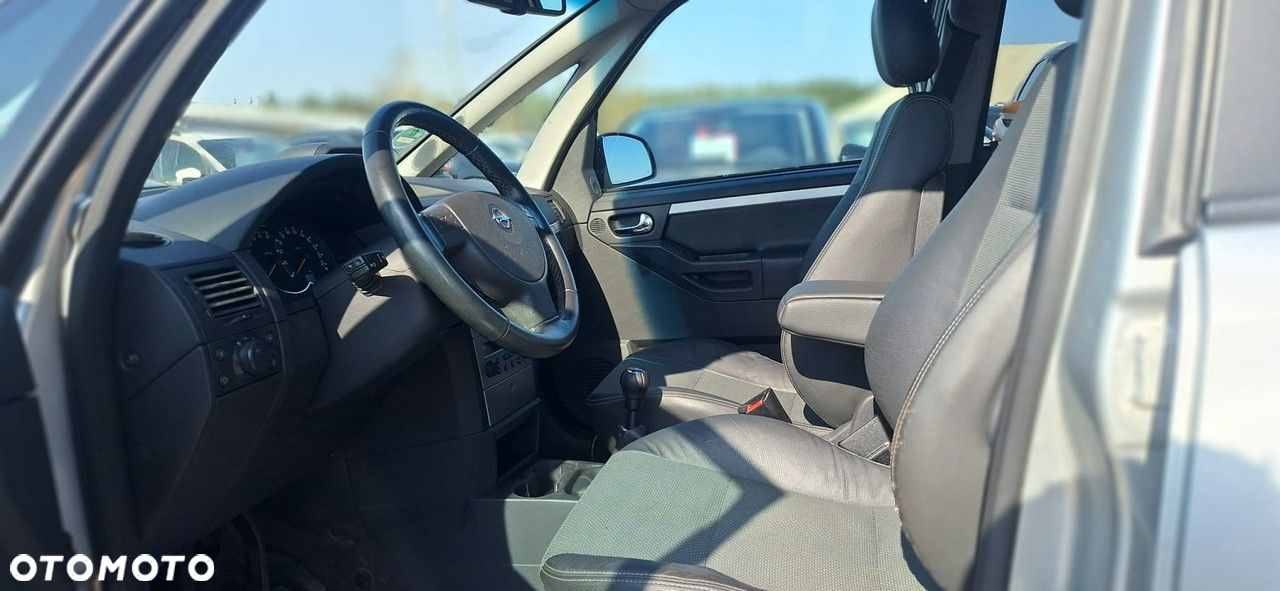 Opel Meriva - 9