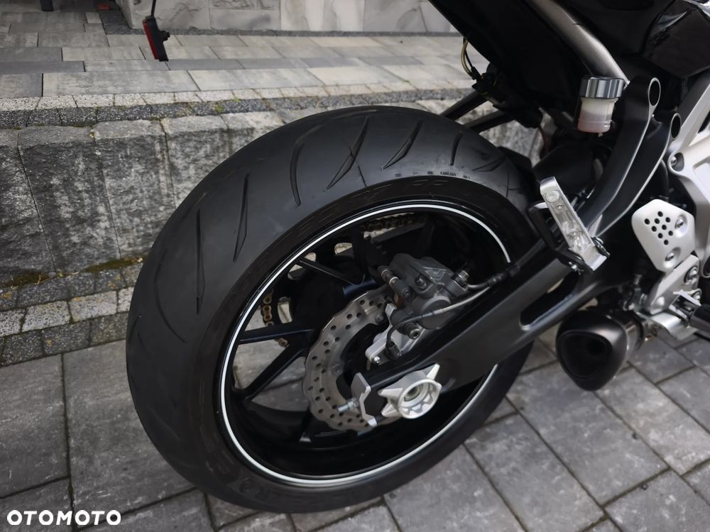 Yamaha MT - 11