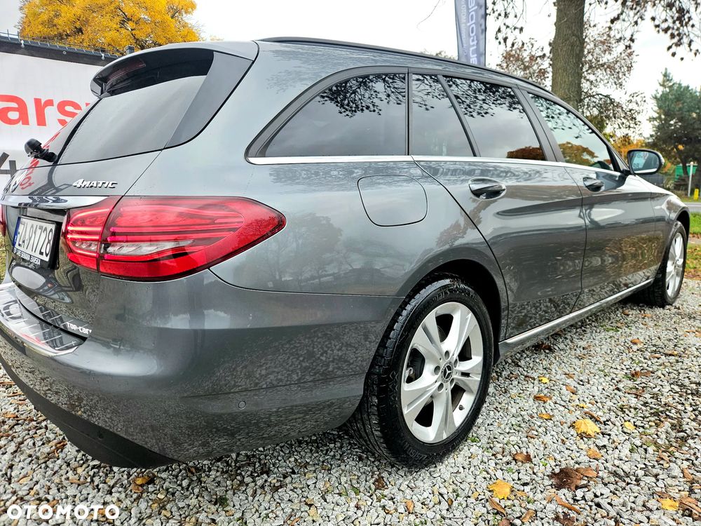 Mercedes-Benz Klasa C 220 d 4Matic T 9G-TRONIC - 17