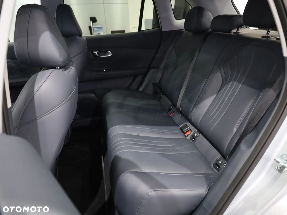 Geely Starray EM-i 1.5 PHEV Pro - 15