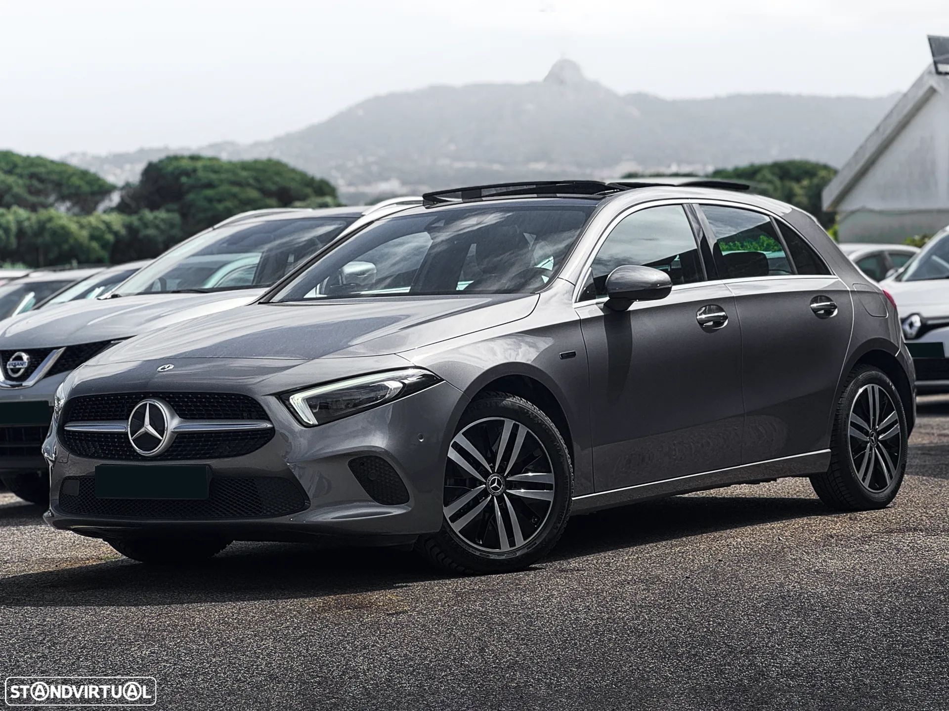 Mercedes-Benz A 250 e Progressive - 1