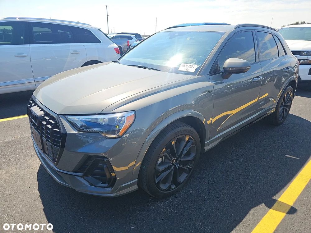 Audi Q3 2.0 TFSI Quattro S tronic design - 2