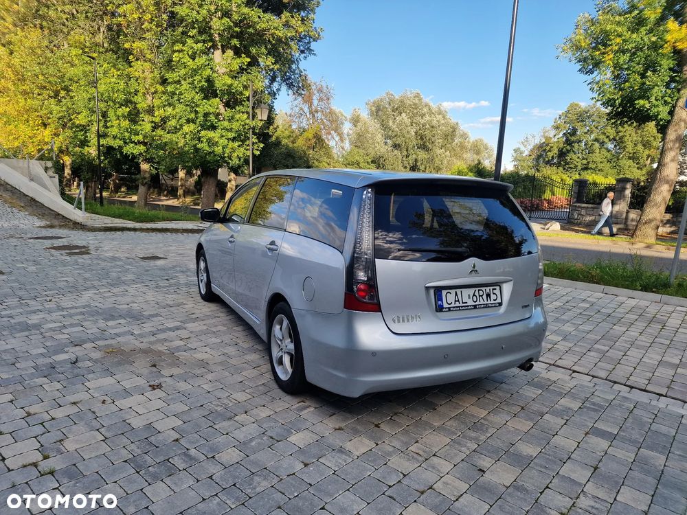 Mitsubishi Grandis 2.0 DID Intense - 7