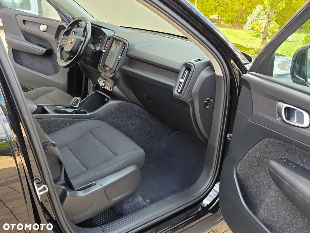Volvo XC 40 D3 AWD Momentum - 25