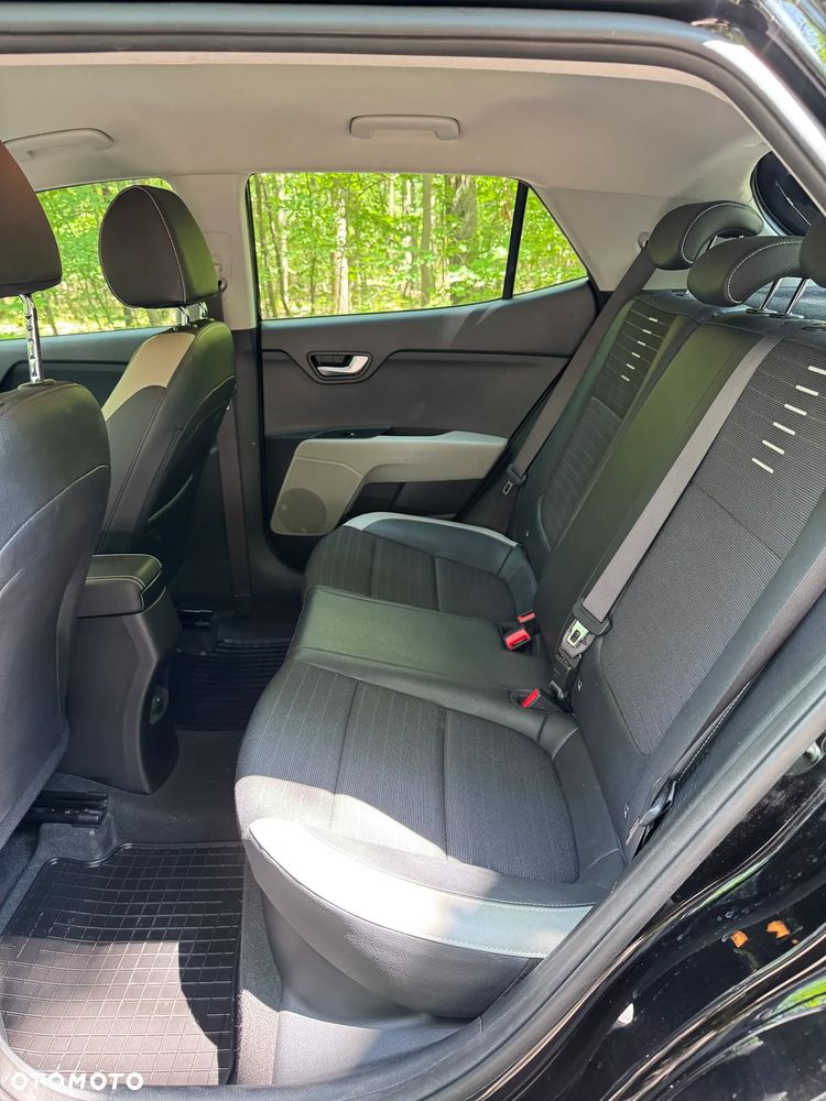 Kia Stonic 1.0 T-GDI L - 13