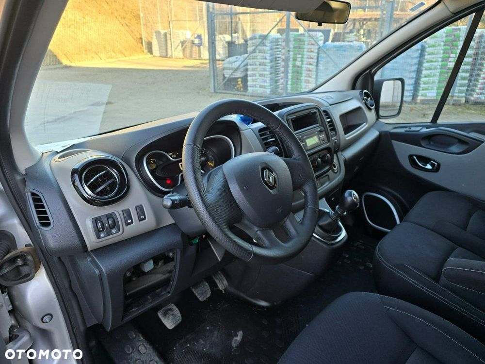 Renault Trafic - 24