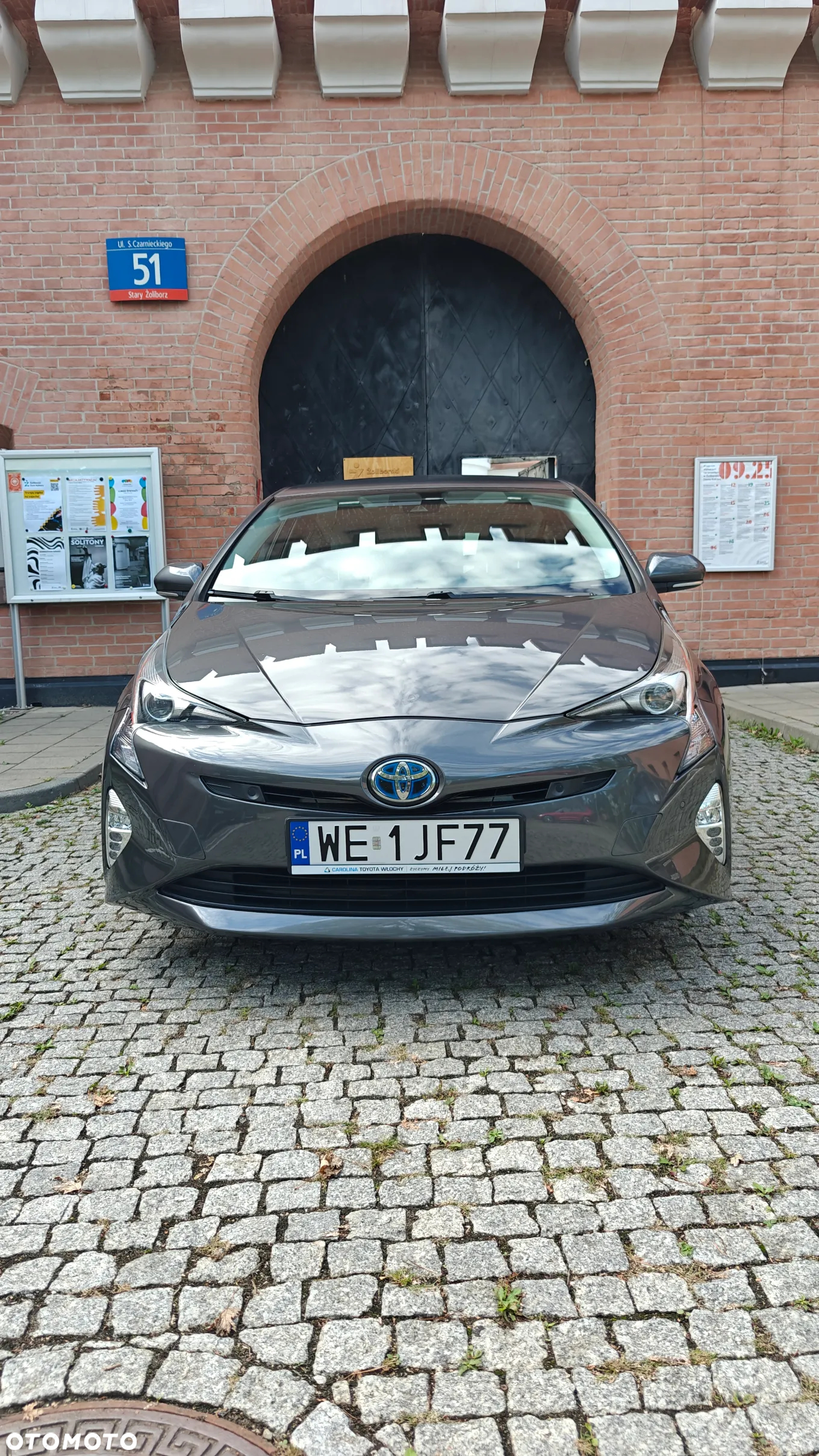 Toyota Prius 1.8 Hybrid Prestige - 4
