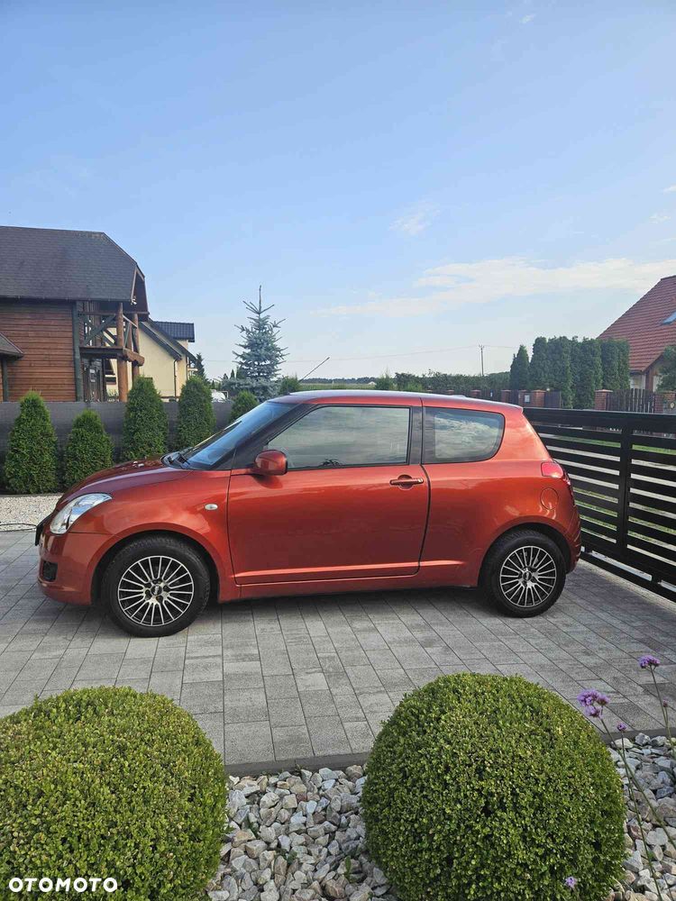 Suzuki Swift 1.3 GLX / Comfort - 4