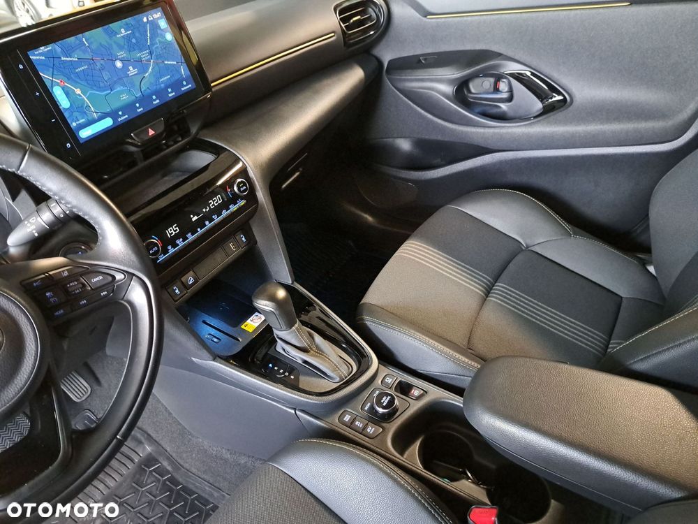 Toyota Yaris Cross Hybrid 1.5 Adventure 4x4 - 27