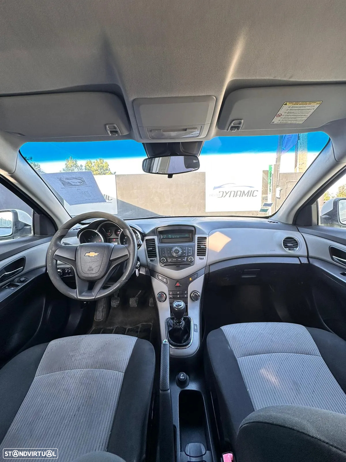 Chevrolet Cruze 1.6 LS - 4