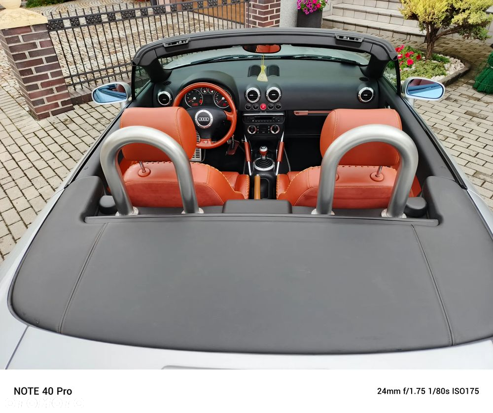 Audi TT Coupé Roadster 1.8T Quattro - 23