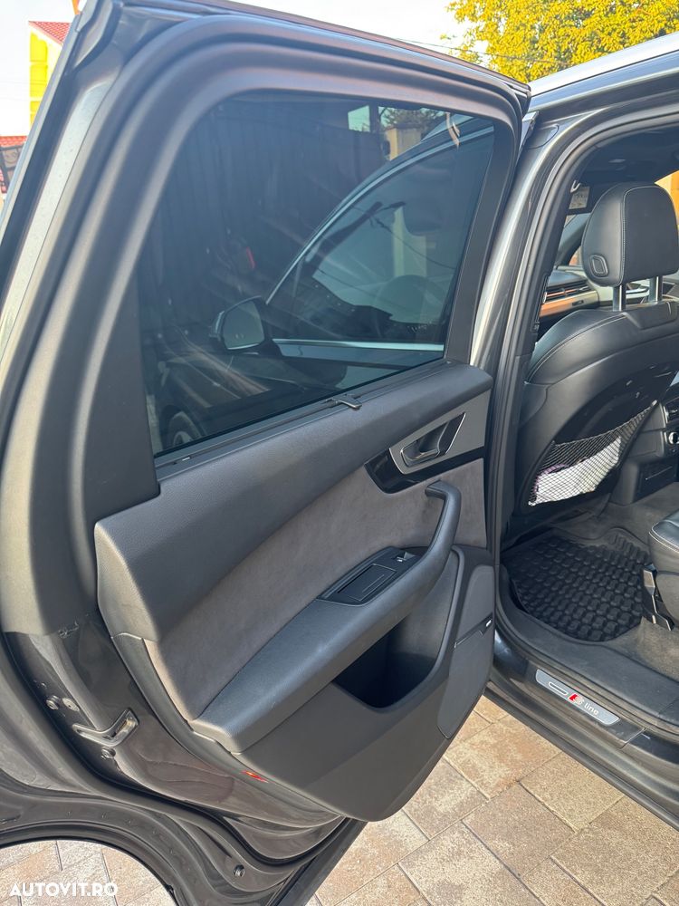 Audi Q7 - 15