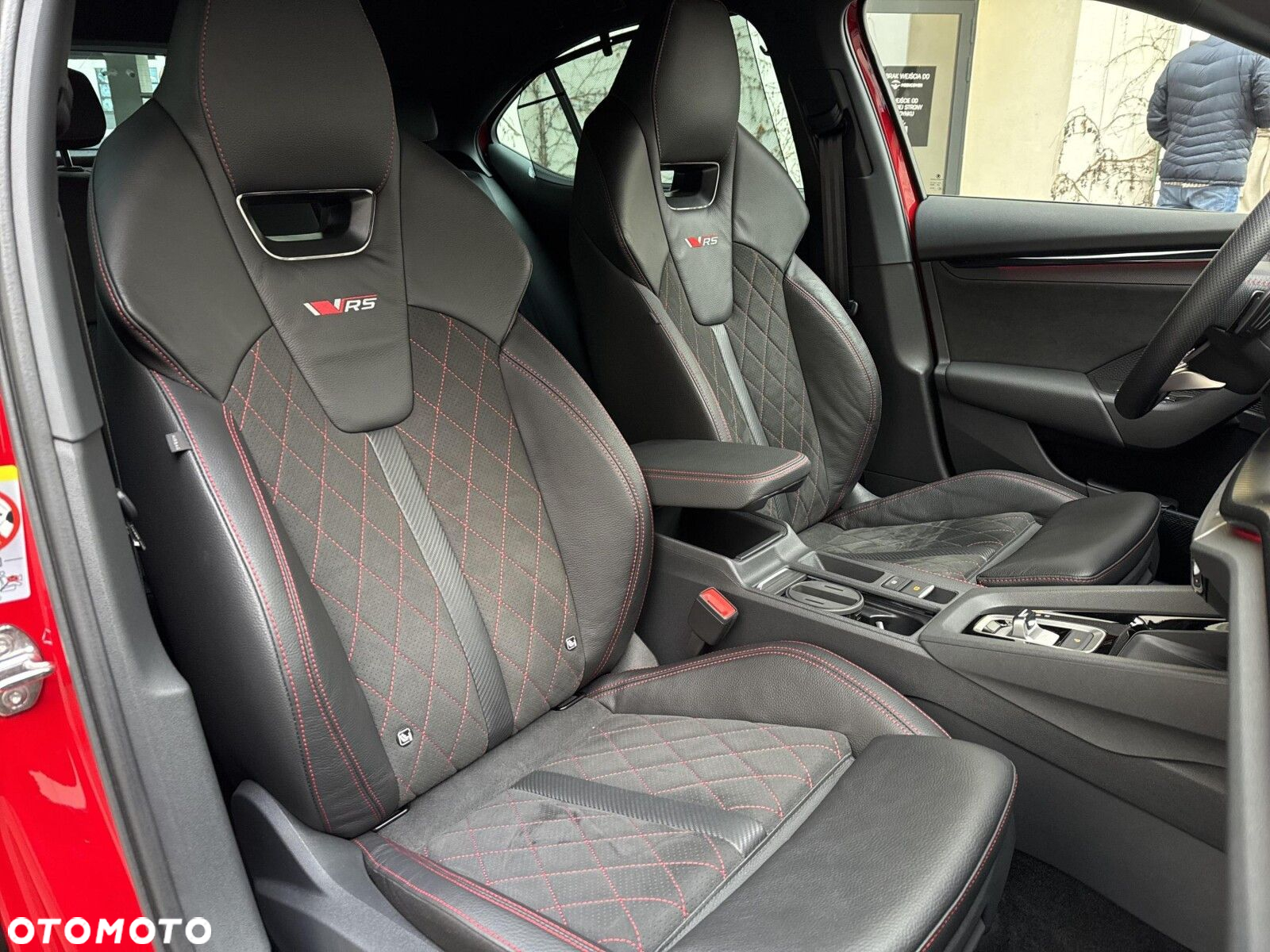 Skoda Octavia 2.0 TSI RS DSG - 23