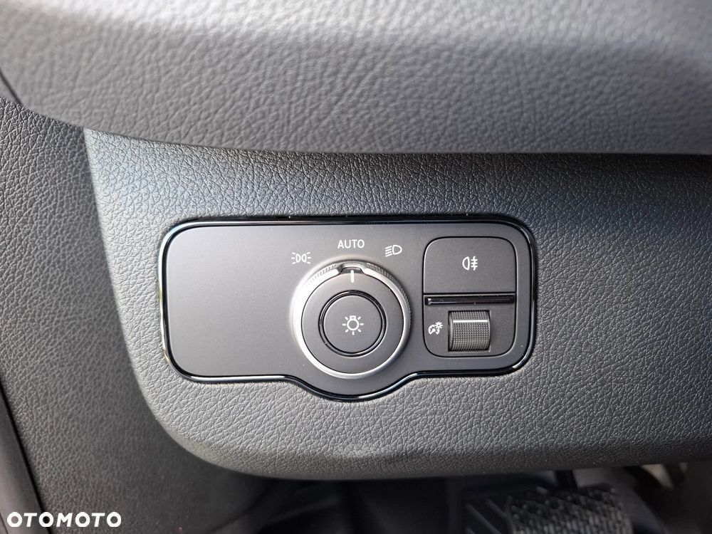 Mercedes-Benz Sprinter 317 CDI Furgon PRO długi 4325 mm L3H2 - 35