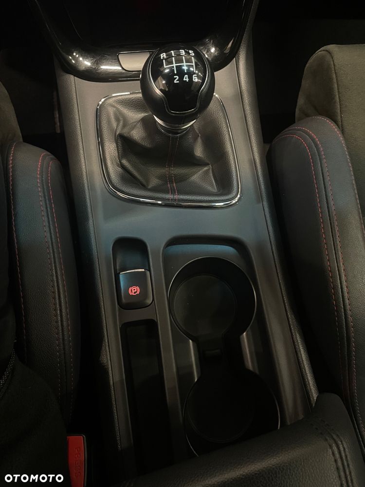 Kia ProCeed 1.6 T-GDI GT XL - 28