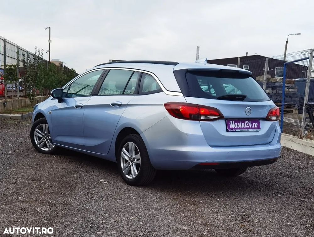 Opel Astra 1.6 CDTI ECOTEC Innovation Aut. - 4