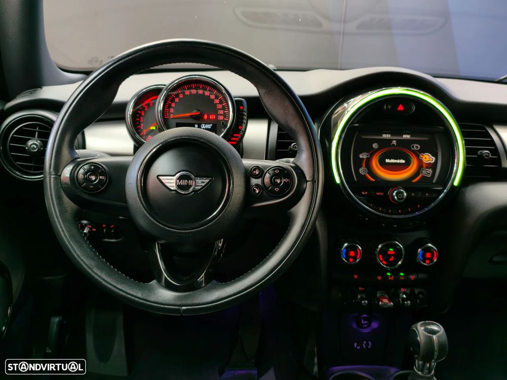 MINI 3 Portas One D - 4