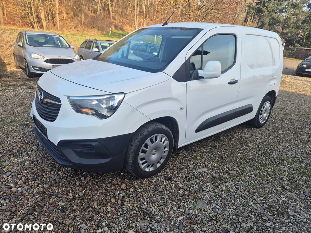 Opel Combo 1.5 CDTI Essentia S&S - 2