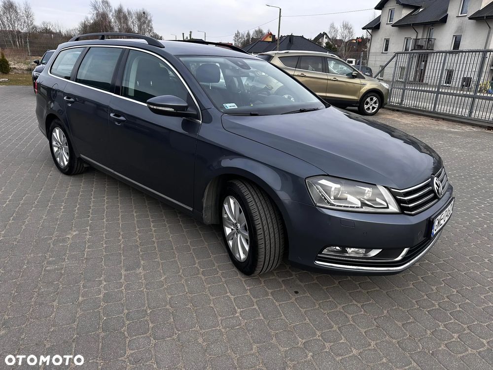 Volkswagen Passat 2.0 TDI DPF BlueMotion Technology Comfortline - 3