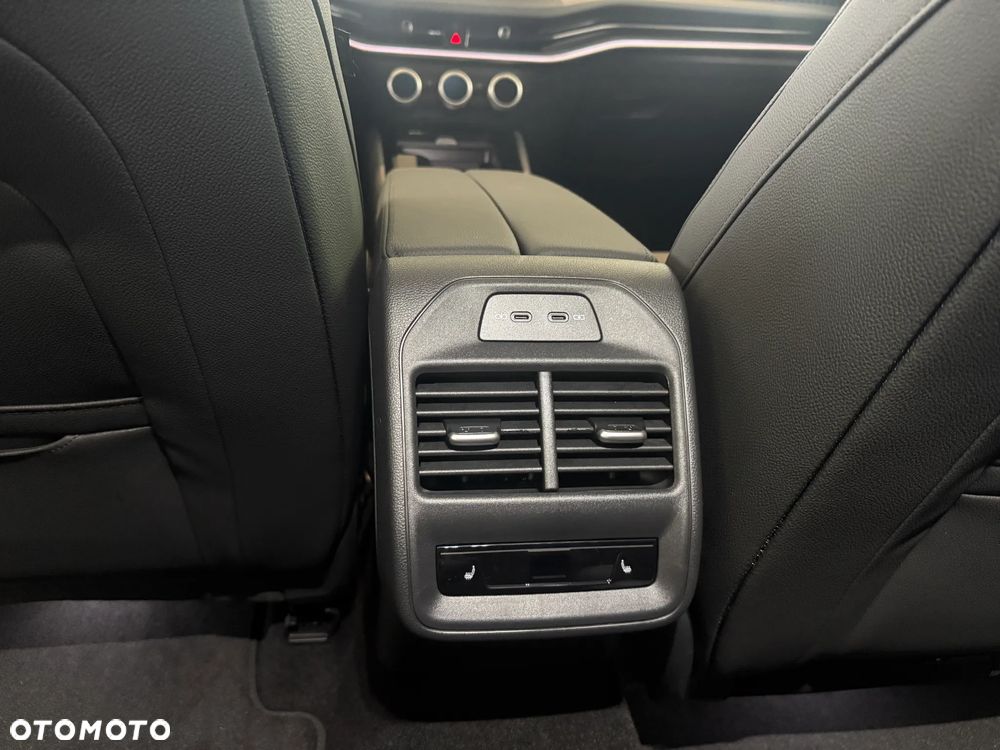 Skoda Superb 2.0 TSI Edition 130 DSG - 13