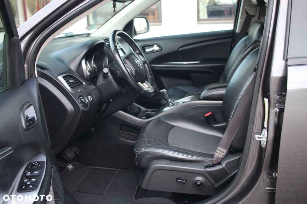 Dodge Journey - 16