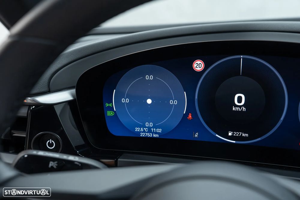 Porsche Macan Electric - 29