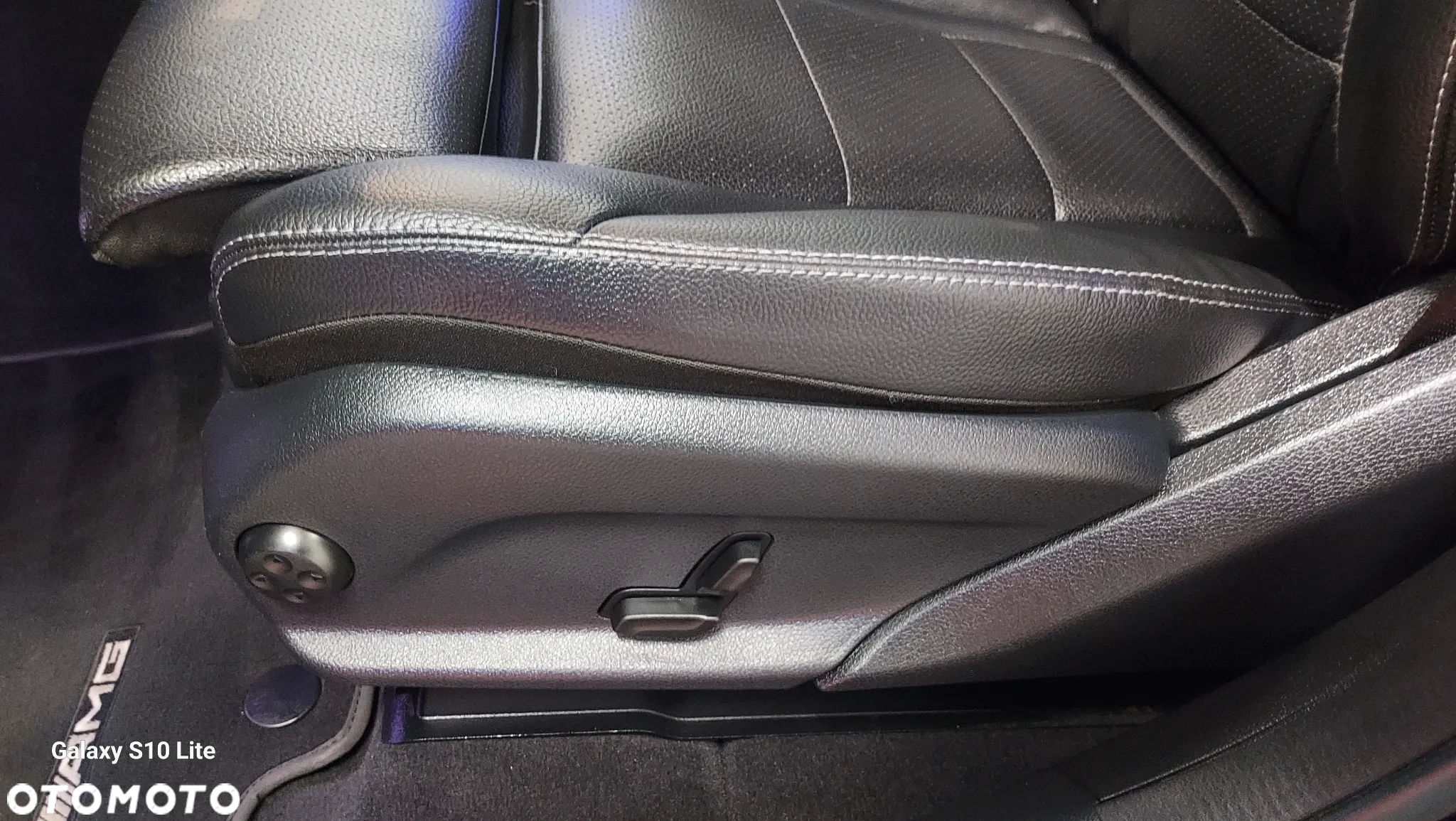 Mercedes-Benz GLC 300 d 4Matic 9G-TRONIC AMG Line Plus - 15