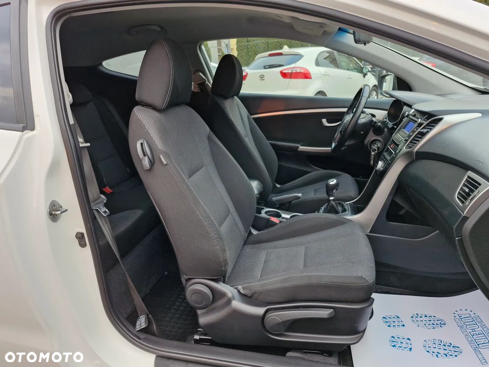 Hyundai i30 1.6 CRDi Comfort - 14