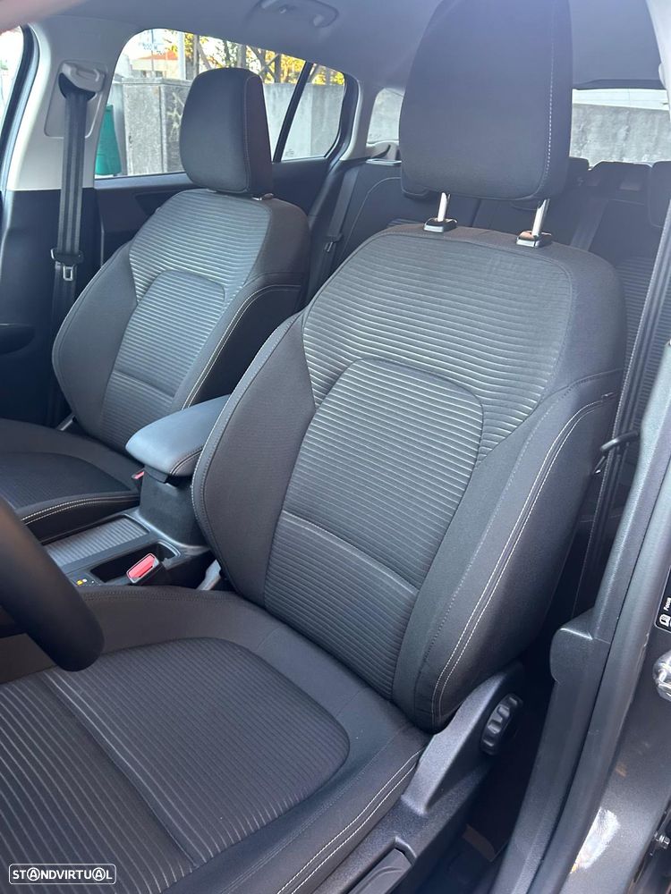 Ford Focus SW 1.0 EcoBoost S&S ST-LINE - 4