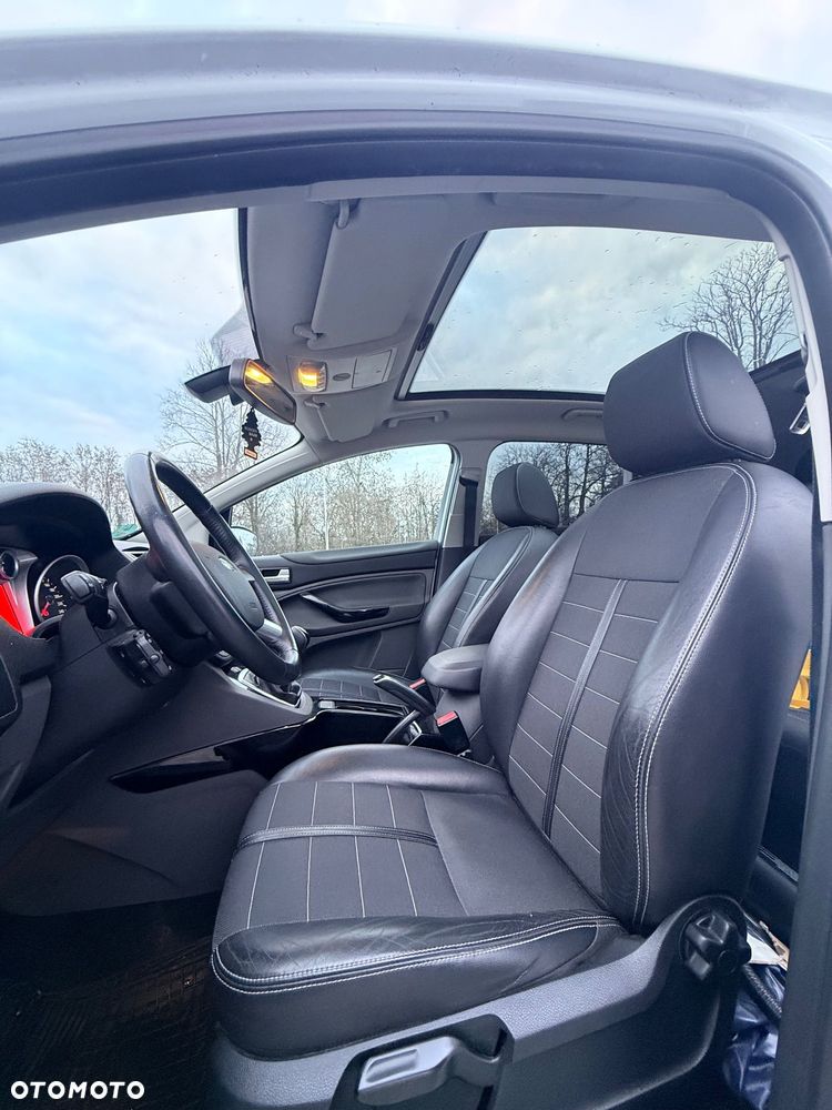 Ford Kuga S 2.0 TDCi 4x4 Plus Editionsmodell - 6