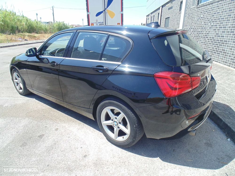 BMW 116 d Line Urban Auto - 13