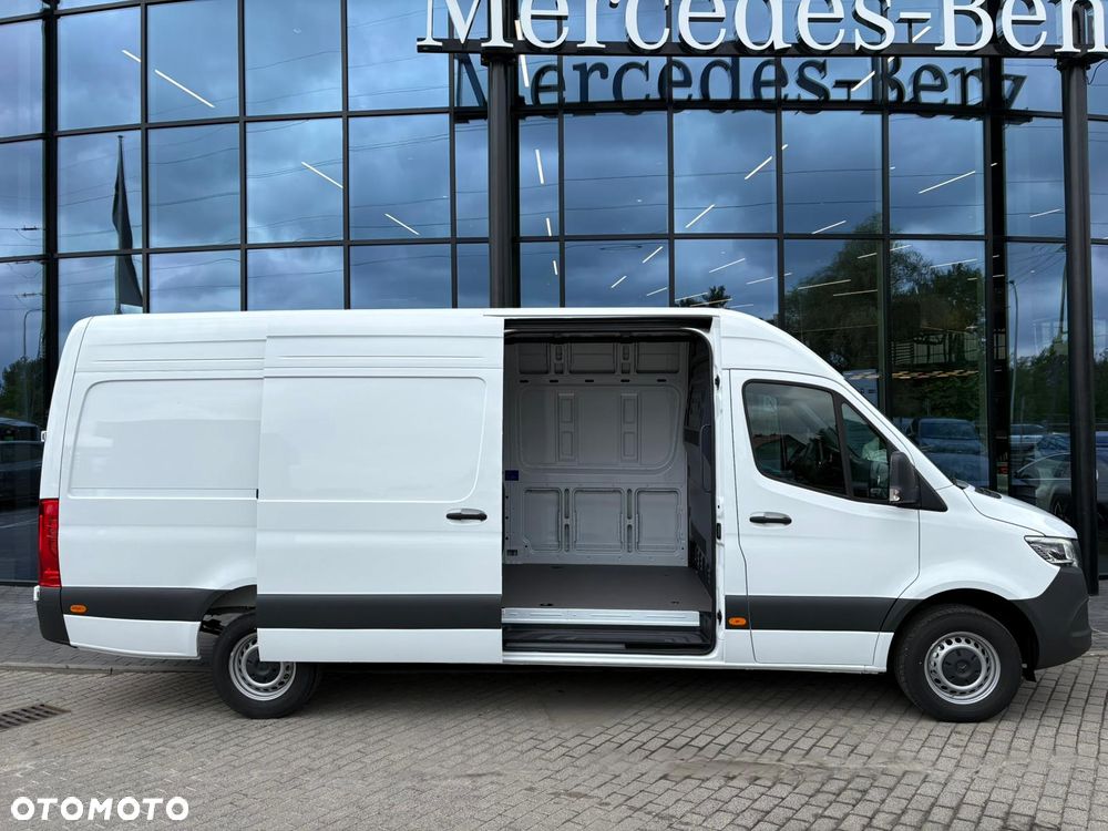 Mercedes-Benz Sprinter - 5
