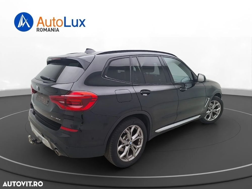 BMW X3 xDrive30e AT PHEV - 4