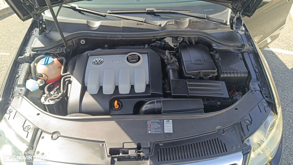 VW Passat Variant 1.9 TDI Confortline - 14