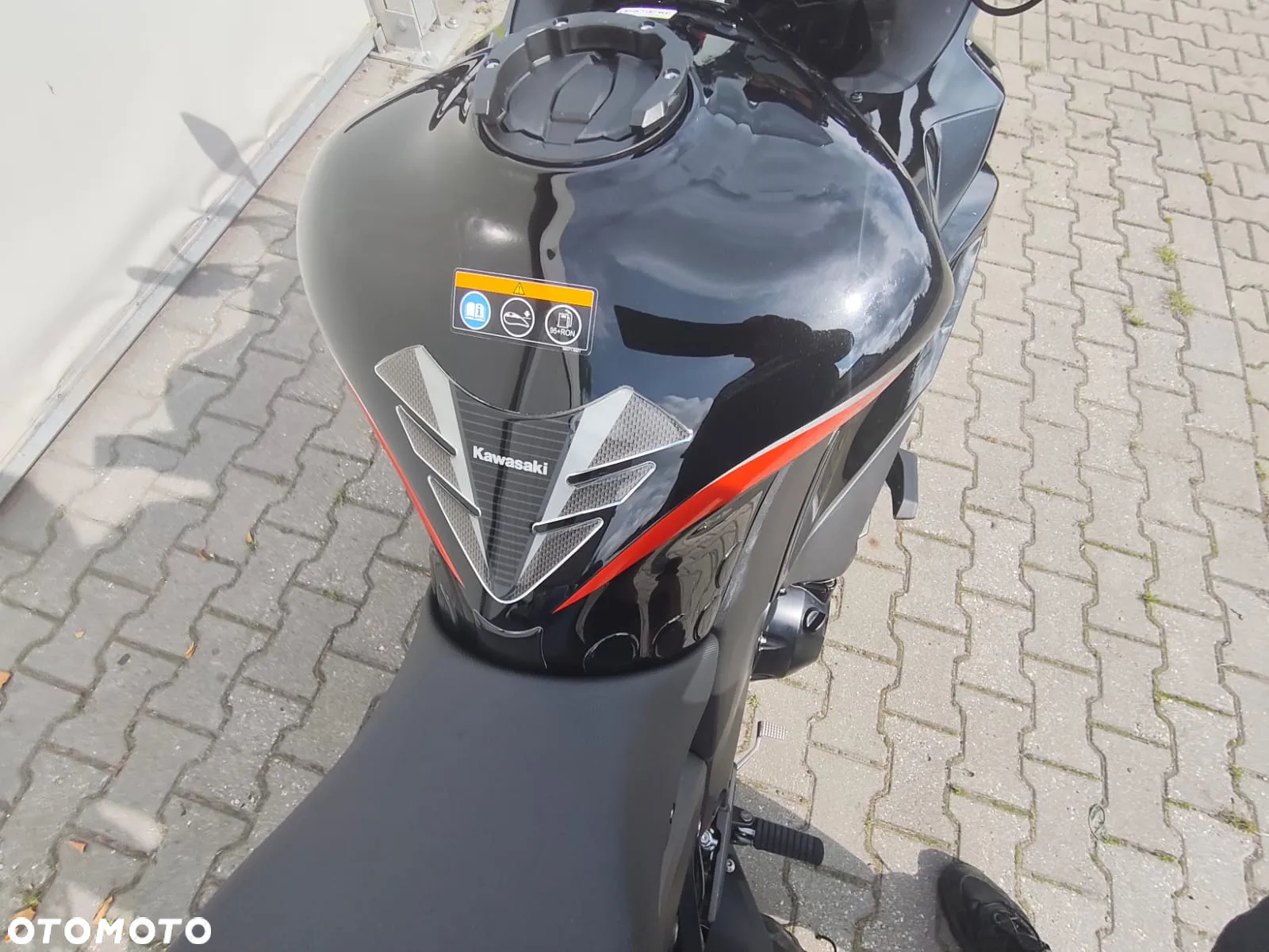 Kawasaki Ninja 1000 SX - 24