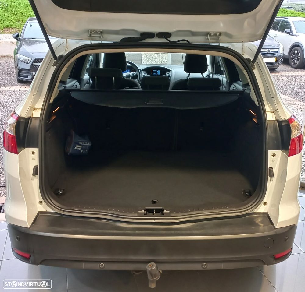Ford Focus SW 1.6 TDCi Titanium - 23