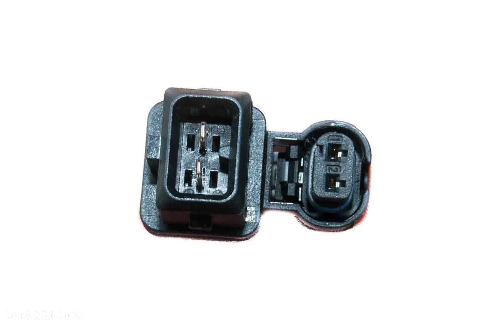 KOSTKA WTYCZKA WIĄZKA PRZEJŚCIÓWKA WEBASTO 2 PIN AUDI VW 4F0973702 OE NOWA - 2