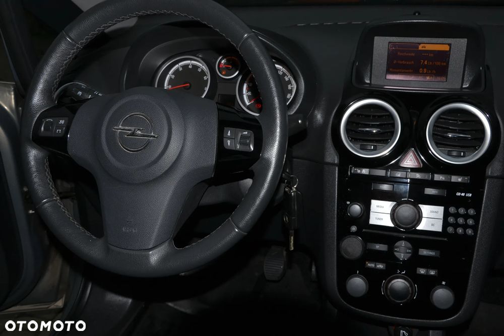 Opel Corsa 1.4 16V Color Elegance - 10