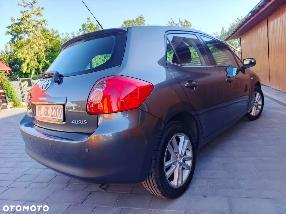 Toyota Auris 1.4 VVT-i Terra - 7