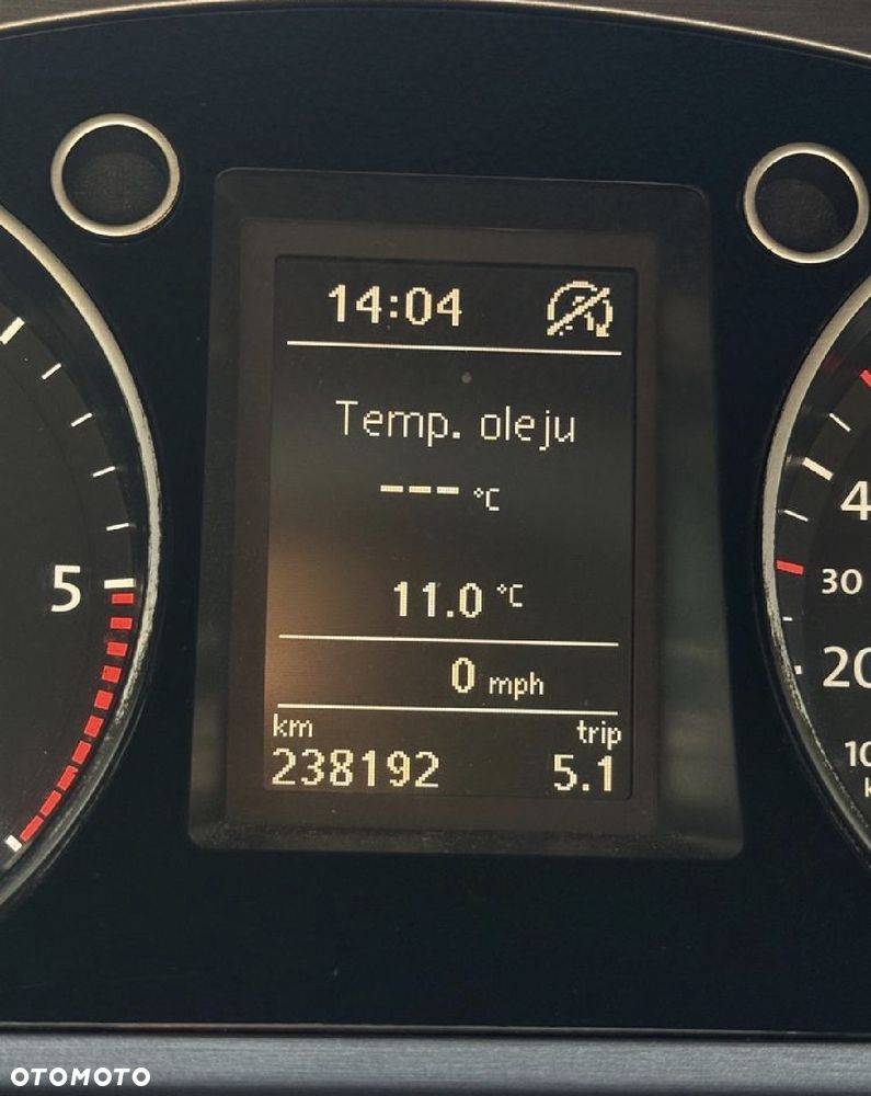 Volkswagen Passat - 15