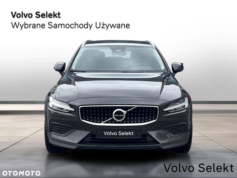 Volvo V60 Cross Country - 9