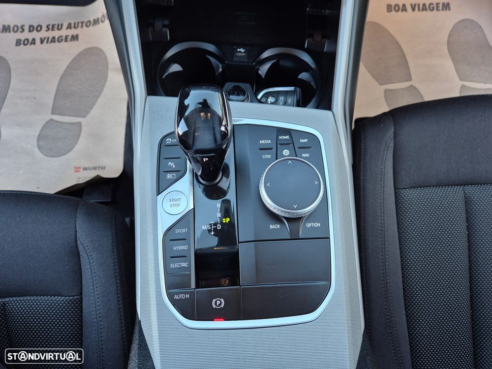 BMW 330 e Auto - 28