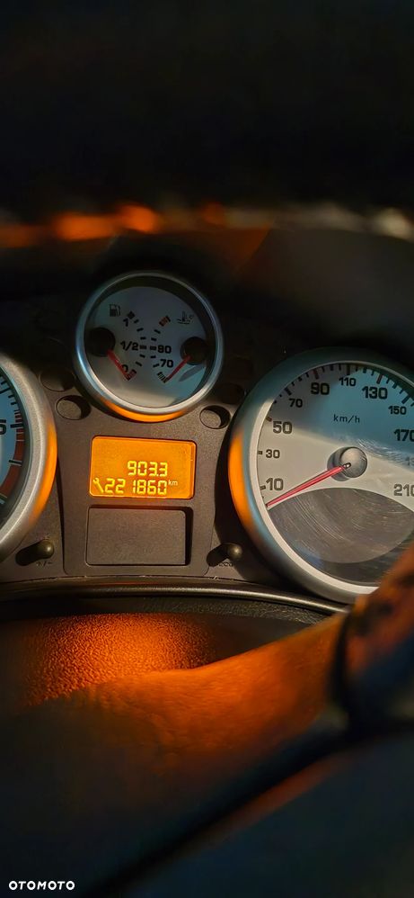 Peugeot 207 1.4 HDi Trendy - 15