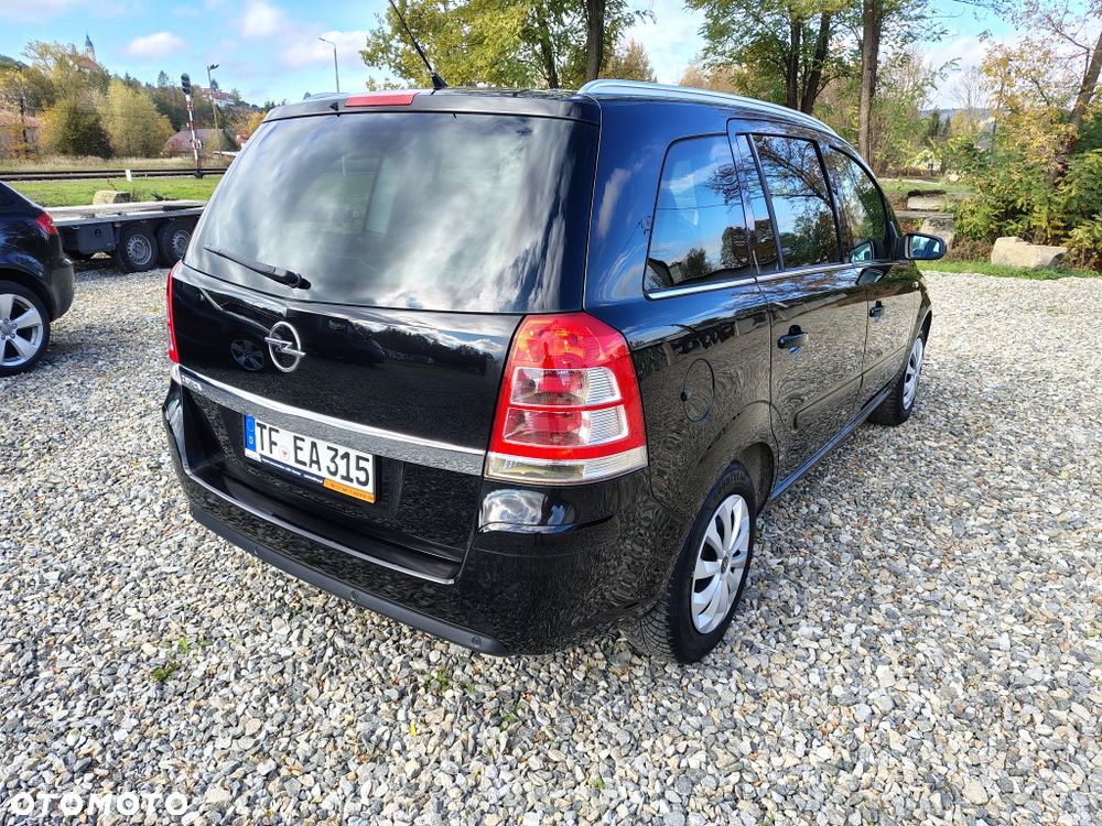Opel Zafira 2009 photo 5