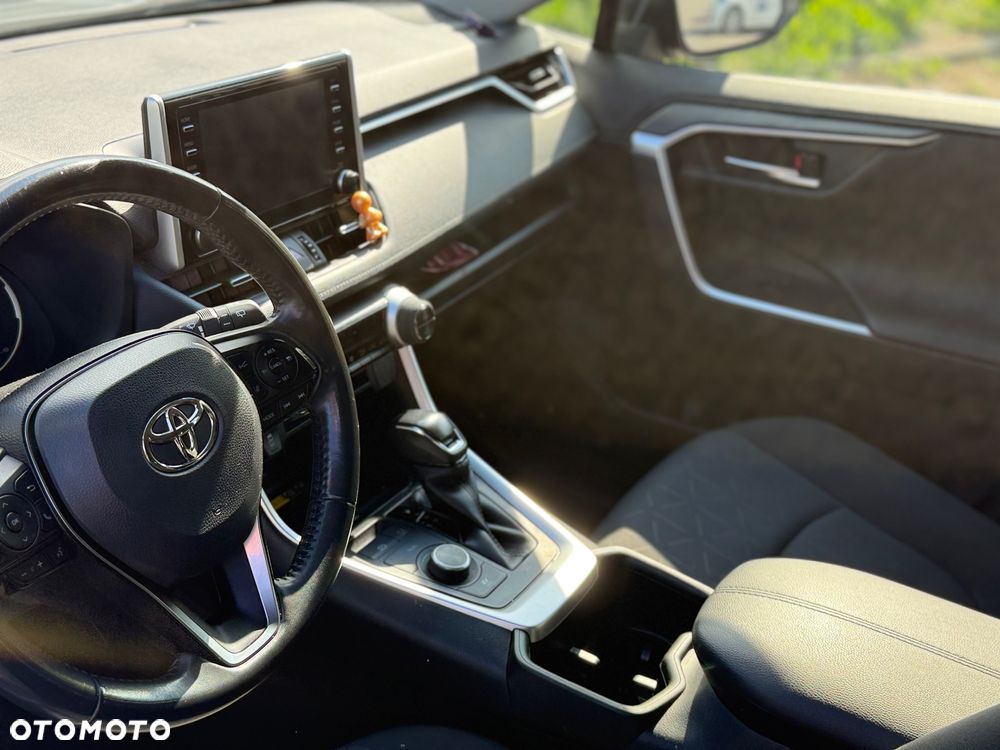 Toyota RAV4 - 21