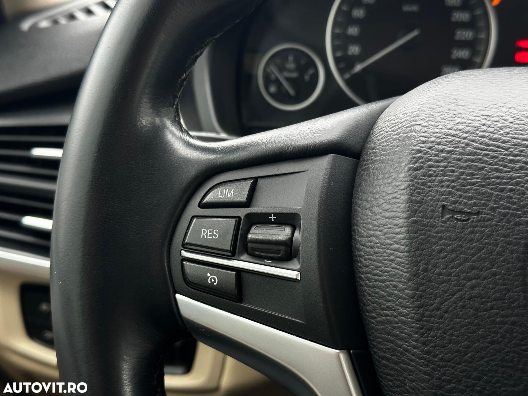 BMW X5 xDrive30d - 26